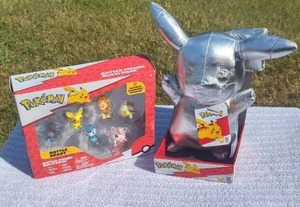lot 272 image: Pokmon toys never opened