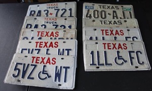 lot 285 image: lot of licenses plates