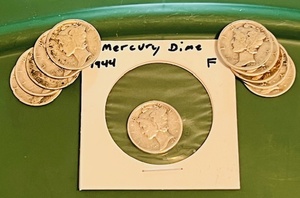 lot 75 image: Eleven (11) Silver Mercury Dimes&nbsp (Bid is times the quantity of 11)