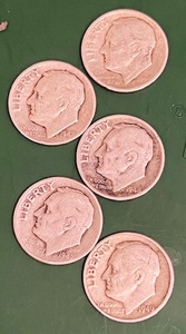 lot 141 image: Five (5) Silver 1940s Roosevelt Dimes&nbsp(Bid is times the quantity of 5)&nbsp