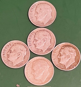 lot 153 image: Five (5) Silver 1950s&nbspRoosevelt Dimes (Bid is times the quantity of 5)&nbsp