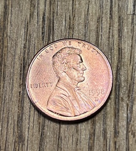 lot 134 image: 1998-D Lincoln Memorial Cent WDouble Die Date