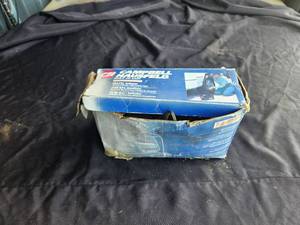 lot 130 image: Campbell Hausfeld 300 psi inflator