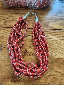 lot 128 image: Selection of custom-made necklaces - Qty. 6