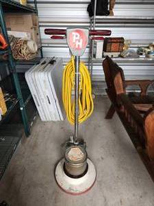 lot 27 image: Pullman Holt floor cleaner