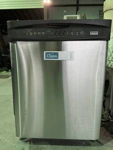 lot 24 image: Kenmore Elite Dishwasher - Stainless Steel - Model 665