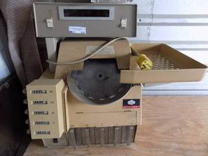 lot 335 image: Brant coin counting machine