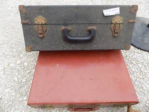 lot 445 image: BREIFCASE & LARGER BLUE CASE