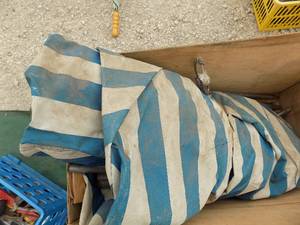 lot 433 image: WE BELEIVE ITS A CANOPY