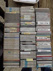 lot 402 image: LARGE QUANITY OF CDS