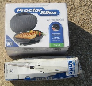 lot 67 image: proctor select grill- electric knifecarver