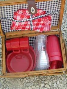lot 78 image: picnic basket with all nassesities