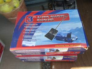 lot 96 image: 3 pc auto snow shovel kits qty 2