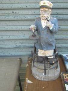 lot 101 image: captain statue