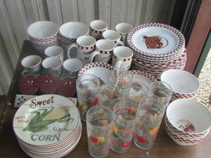 lot 114 image: home trends dish lot theme is farm fresh- picturw shows all items included-- tea glasses- coffee cups- plates- bowls - saucers