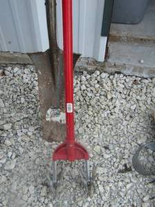 lot 170 image: garden tools