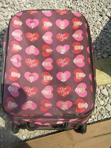 lot 221 image: I love lucy suitcase