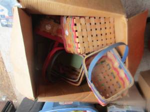 lot 237 image: lot of wicker baskets