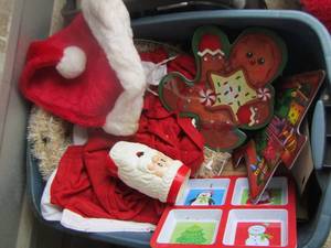 lot 258 image: Christmas lot