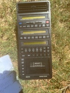 lot 10 image: SYMPHONY SOUND SYSTEM - CADILLAC ALLANTE  198889