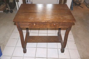 lot 51 image: Vintage solid wood table with drawer - 30W x 20D x 29H