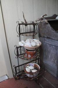 lot 135 image: Metal 3 tier plant stand with pots