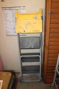lot 286 image: Painting step ladder