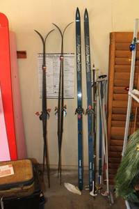 lot 287 image: Cross country skis and ski poles