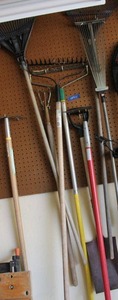lot 311 image: Garden rakes