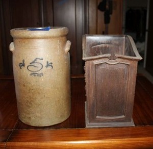 lot 108 image: 5 gal. pottery jug 10W x 16.5 H and wood box