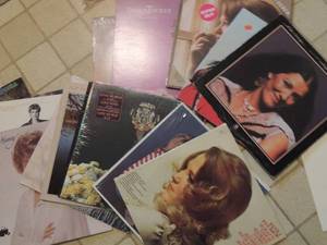 lot 64 image: albums - Tanya tucker, Nancy SINATRA,  RITA Coolidge plus
