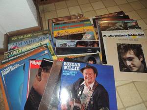 lot 214 image: c  w albums - conway twitty, boxcan willie, don williams, roger whittakay