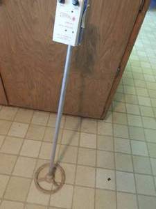 lot 946 image: treausre ray metal detector