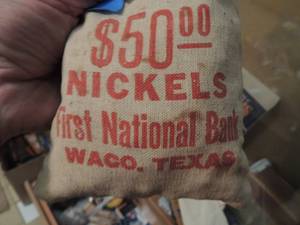 lot 975 image: FIRST NATIONAL BANK - WACO, TX  NICKLES BAG