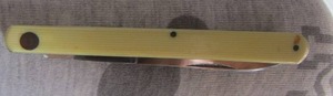 lot 590 image: pearl color pocket knife -