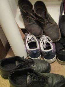 lot 669 image: mens shoes
