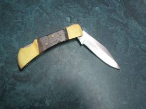 lot 777 image: pocket knife 2 14 blade - 5 18 long