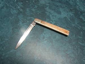 lot 795 image: Frost cutlery knife 3 blade - 6 34 long