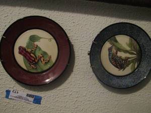 lot 172 image: qty 2 wall decor frog plates