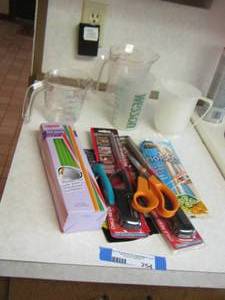 lot 254 image: office lot, pencils, scissors