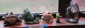 lot 260 image: window frog dcor collection
