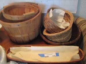 lot 315 image: Wicker buckets and baskets