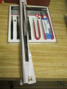 lot 324 image: science tweezers new in pack, can be used for other things