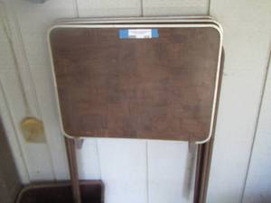 lot 408 image: vintage tv treys