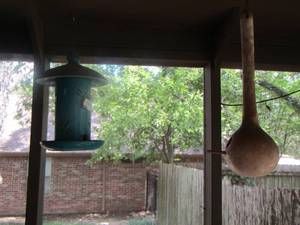 lot 420 image: hanging bird houses