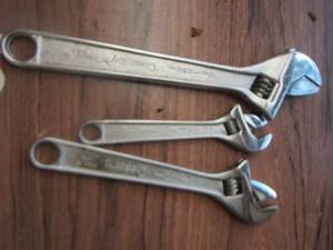 lot 463 image: CRESENT Wrenches qty 3