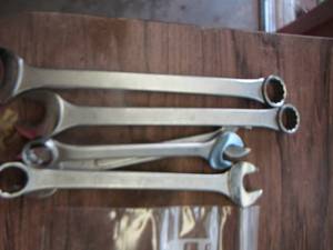 lot 470 image: wrenches larger sizes