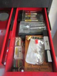 lot 473 image: eye glass screwdrivers - mini screw drivers, phillips and flat head