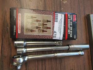lot 476 image: dry star bit socket set- socket wrench