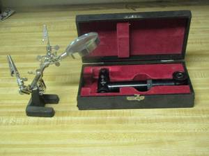 lot 615 image: MAGNAFYING  GLASS ON STAND & SCOPE